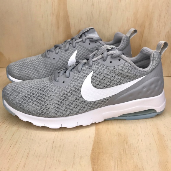 NIB NIke AIr Max Motion Low Wolf Grey - Picture 3 of 8